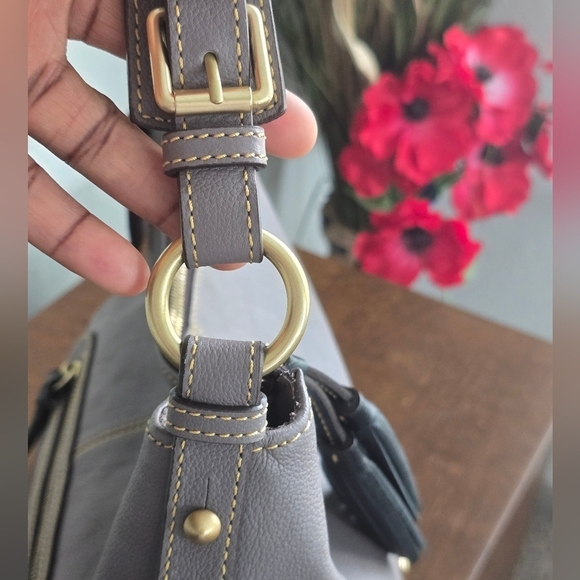 Dooney & Bourke Shoulder Handbag Women Sophie Florentine Leather Hobo Tassel - Picture 4 of 16